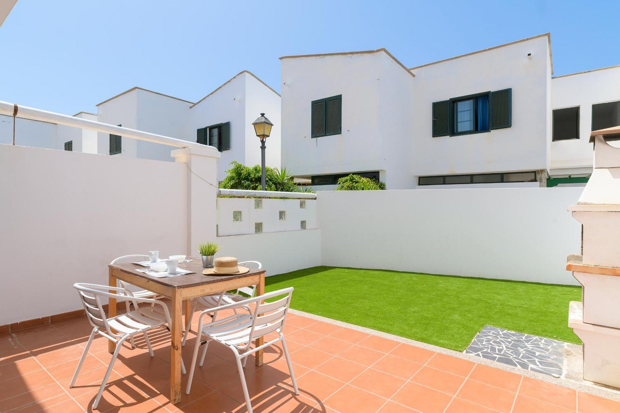 Villa Montserrat De Playa Blanca Екстер'єр фото